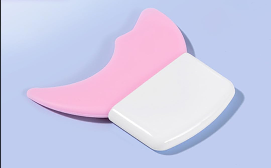 3 in 1 Multifunctional Eyelash Makeup Auxiliary Guard Tool, Applicator Guide Auxiliary Artifact Mascara Eyeliner Eye Shadow Painting Silicone Upper and Lower Bezel Tool (Pack of 1, White)