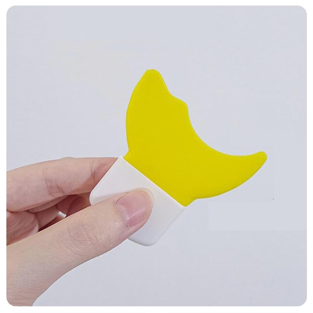 3 in 1 Multifunctional Eyelash Makeup Auxiliary Guard Tool, Applicator Guide Auxiliary Artifact Mascara Eyeliner Eye Shadow Painting Silicone Upper and Lower Bezel Tool (Pack of 1, White)