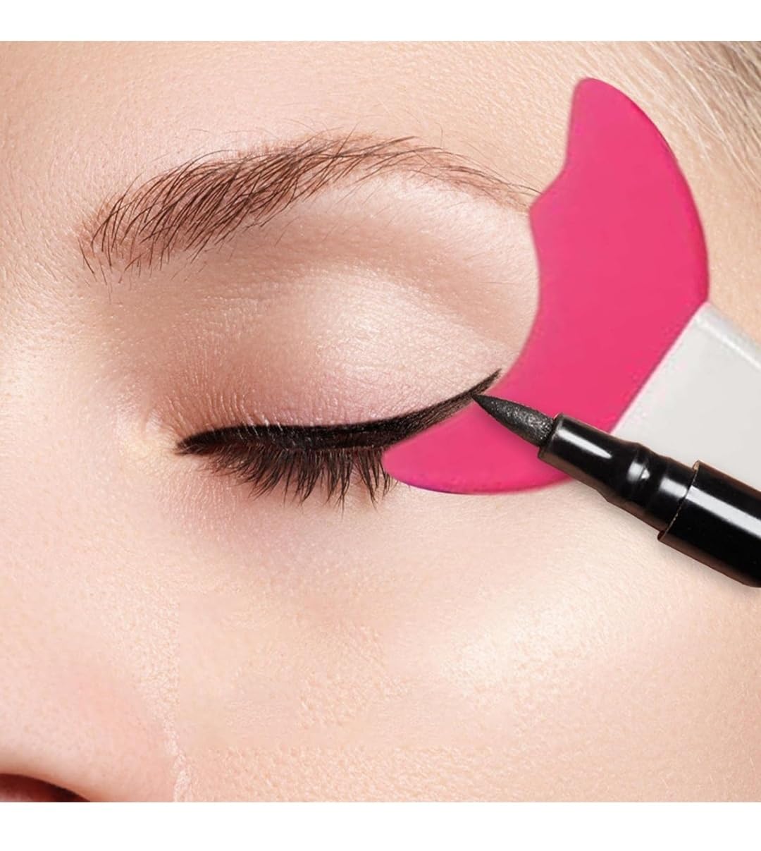 3 in 1 Multifunctional Eyelash Makeup Auxiliary Guard Tool, Applicator Guide Auxiliary Artifact Mascara Eyeliner Eye Shadow Painting Silicone Upper and Lower Bezel Tool (Pack of 1, White)